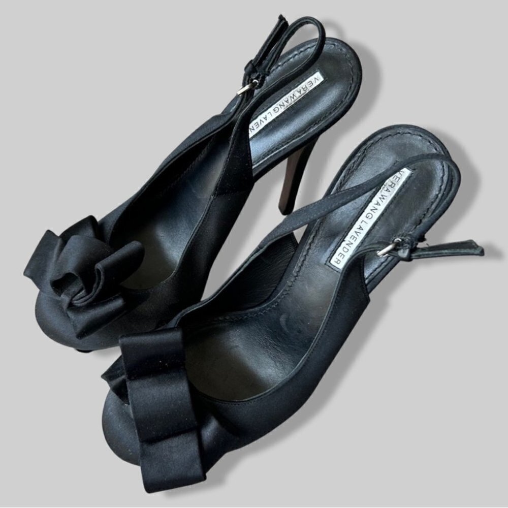Vera Wang Lavender Black Satin Bows Platform Pump